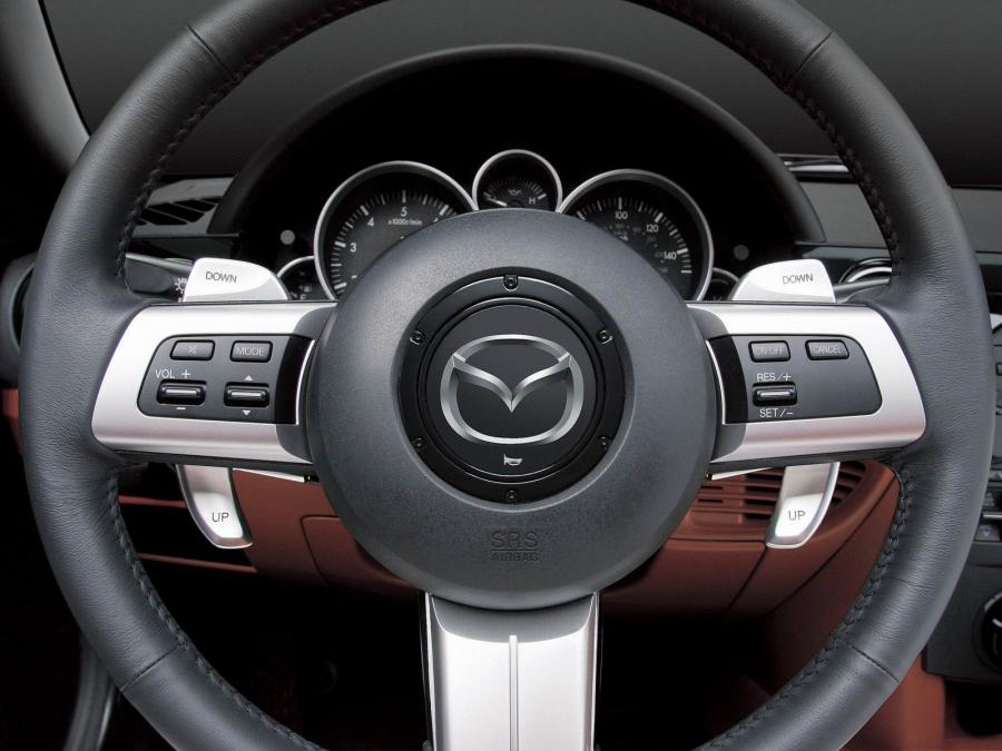  Mazda MX-5 Roadster Coupe 2006 года  (фото 7 из 212)